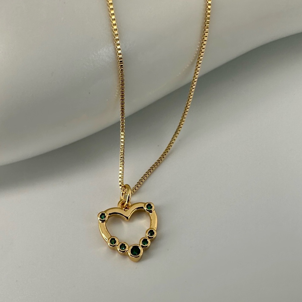14K Gold plated Green CZ Heart Pendant Necklace | 16” Gold Plated Chain | New - Picture 6 of 12